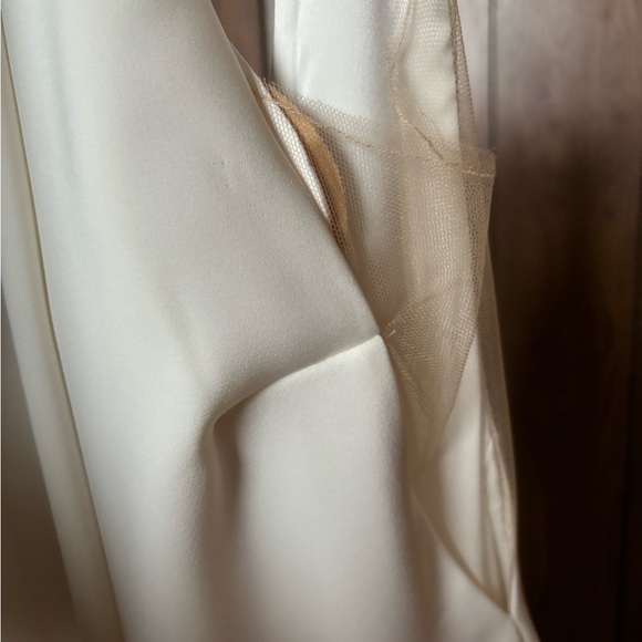 Watters Hyde Bateau-Neck Low-Back Trumpet Wedding Gown - Picture 9 of 10